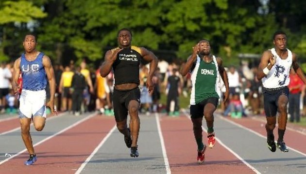 Jabrill Peppers works with kids at TNT football camp in Paramus